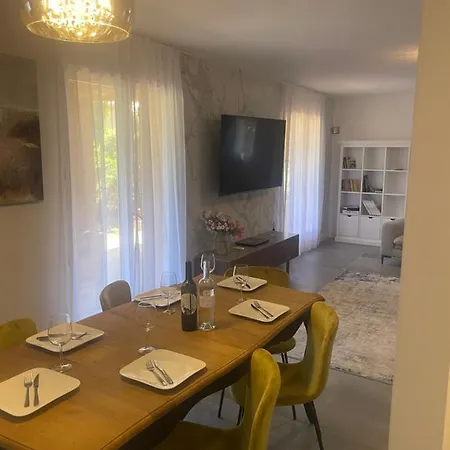 Privee Avec Piscine
